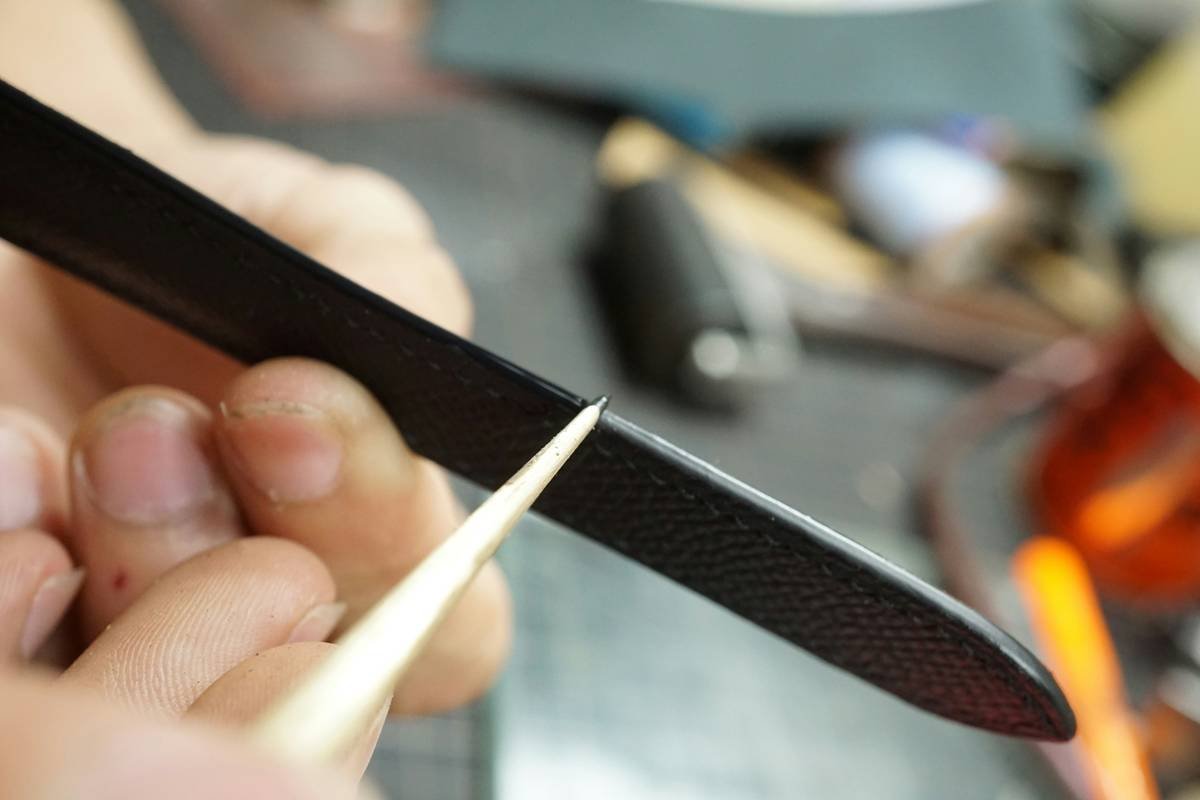 Why Your Nails Deserve a Glass Manicure File (And Why That Metal One Is Sabotaging Them)